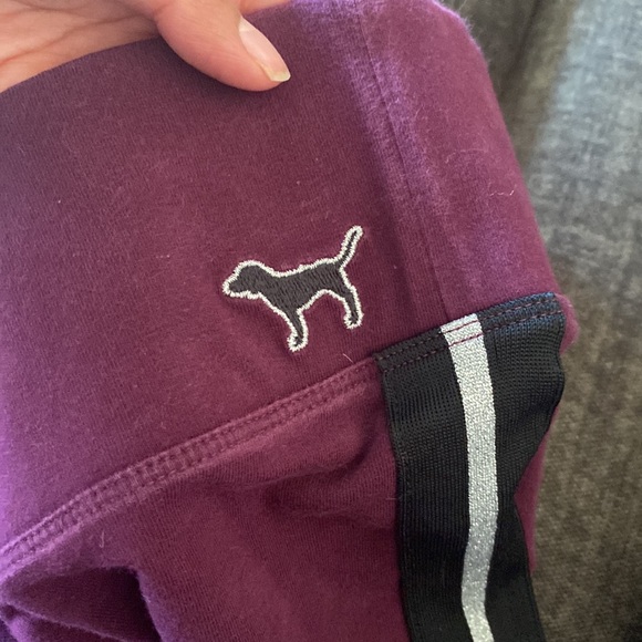 Burgundy Pink yoga pants - Picture 5 of 5